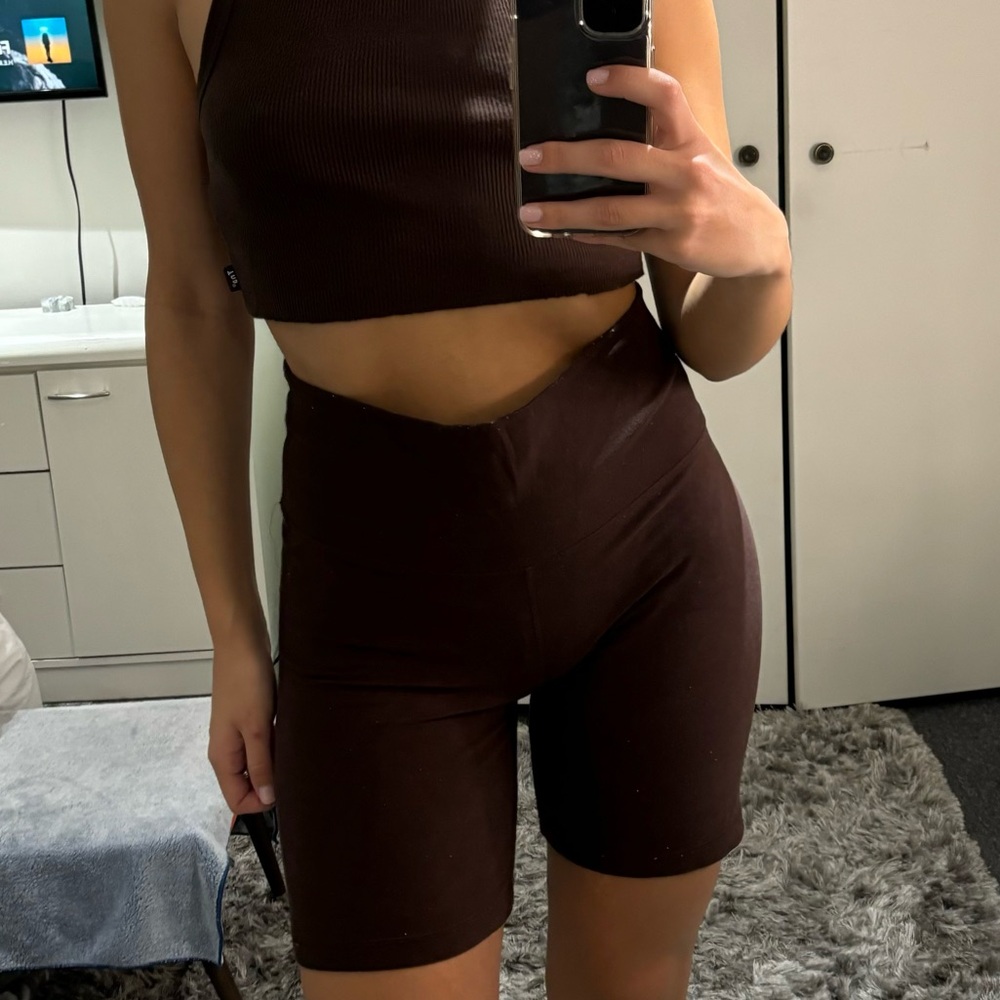 Tna butter biker shorts